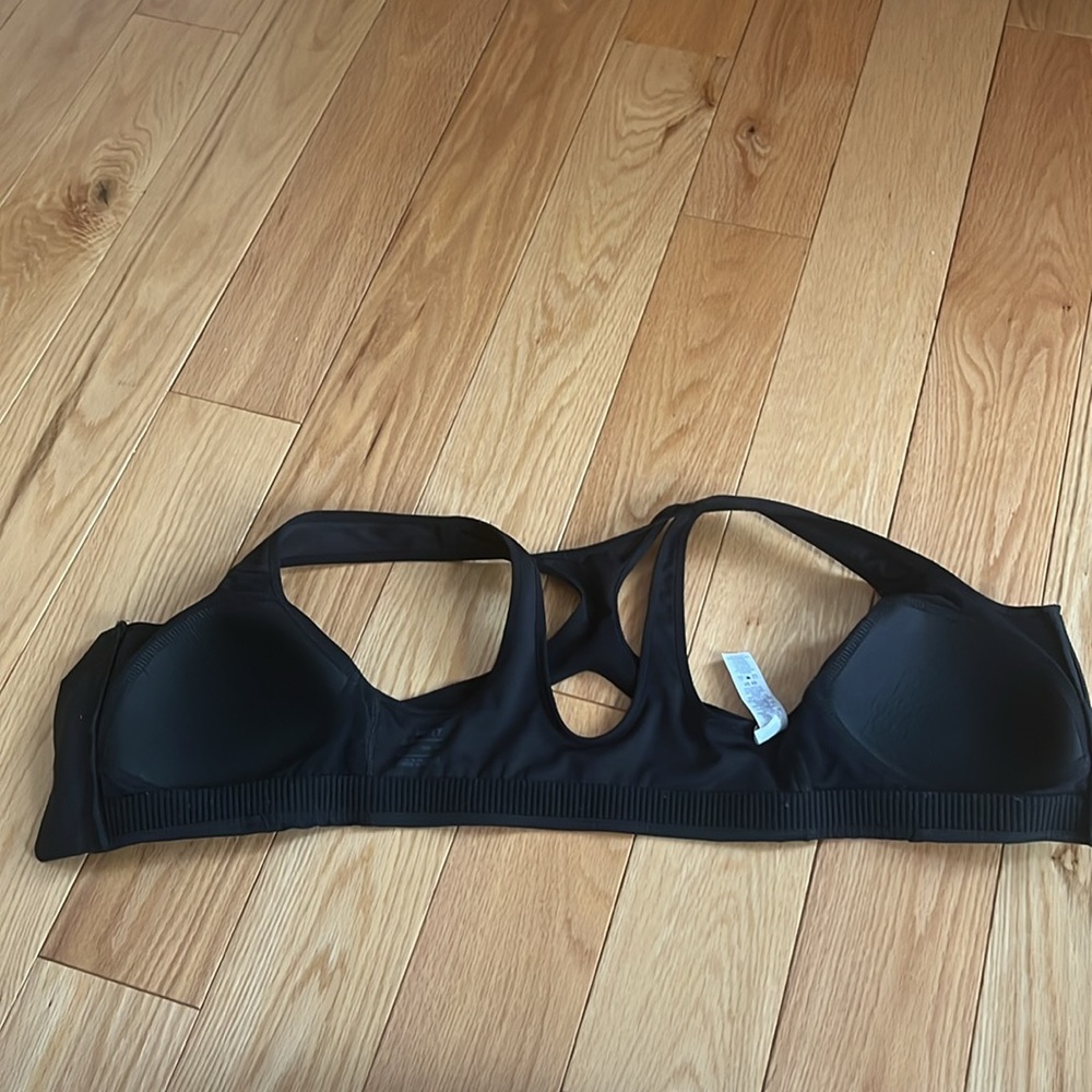 Zip up Nike Sports bra - Picture 2 of 7
